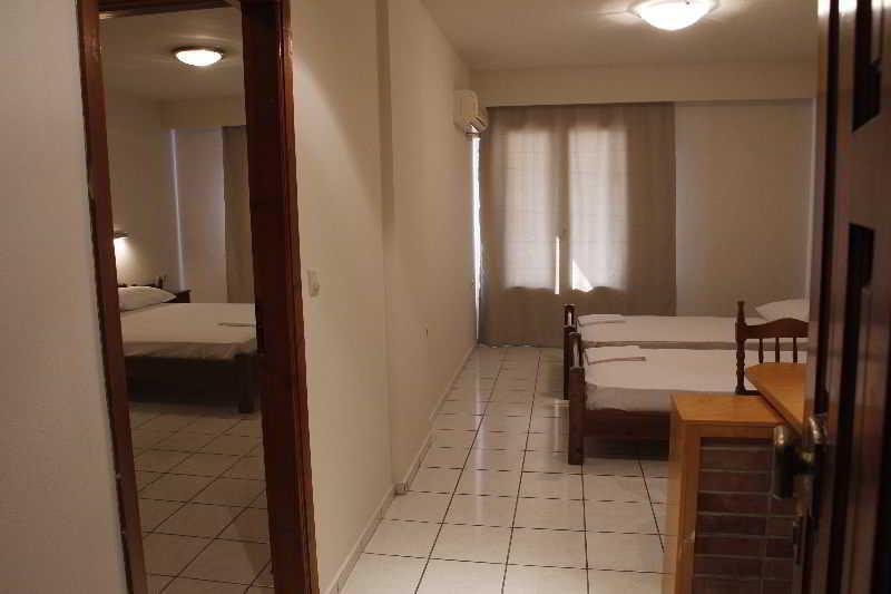 Athina Inn 헐소니소스 외부 사진