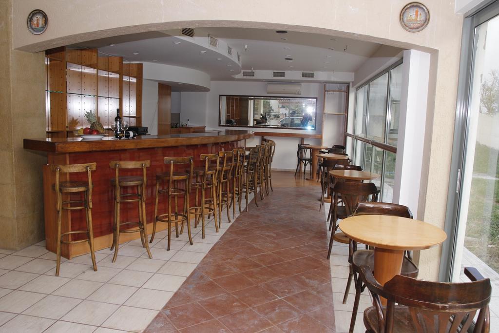 Athina Inn 헐소니소스 외부 사진